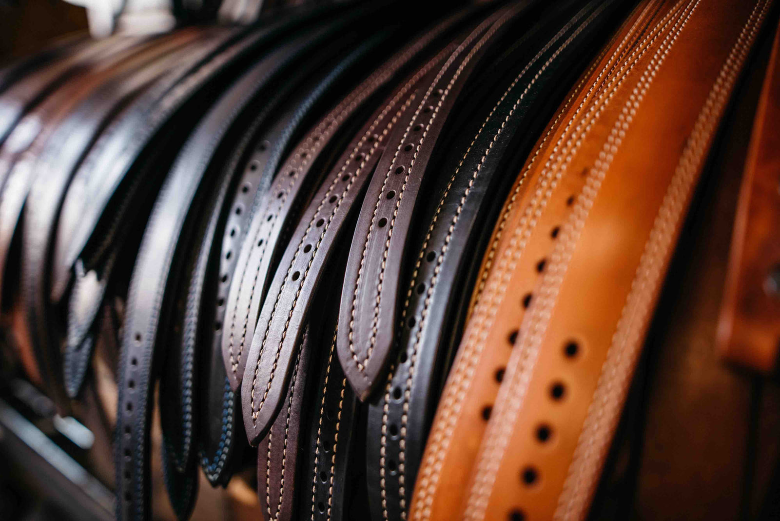 CLASSIC ESPRESSO Dark Brown 1.5 Leather Belt